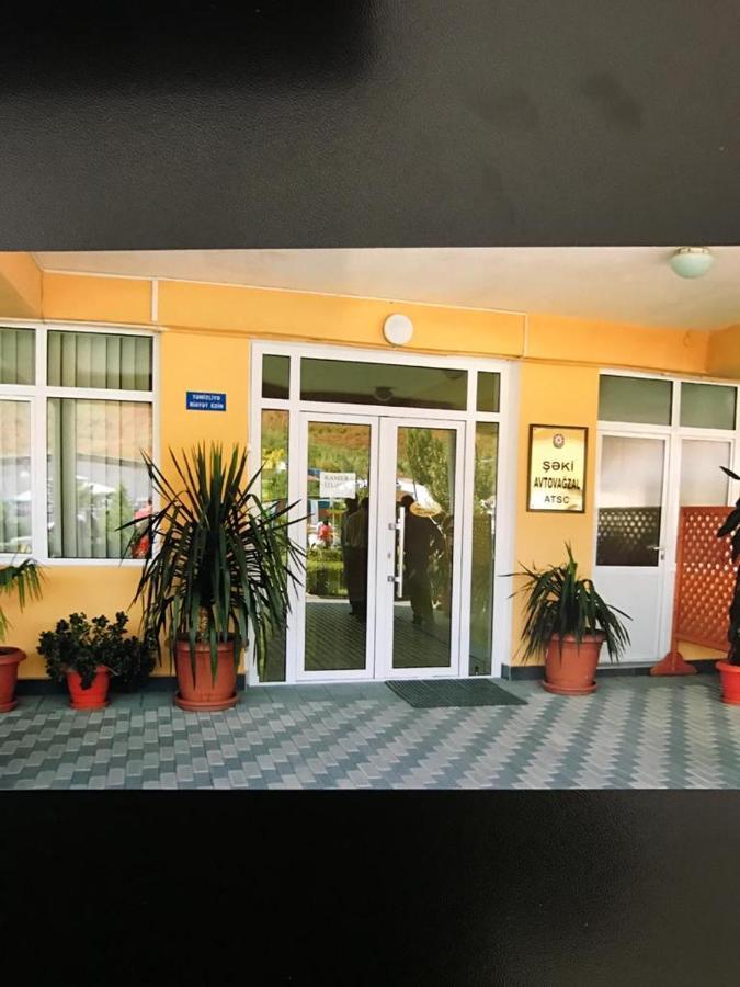 Sheki Avtovagzal Motel Exterior foto